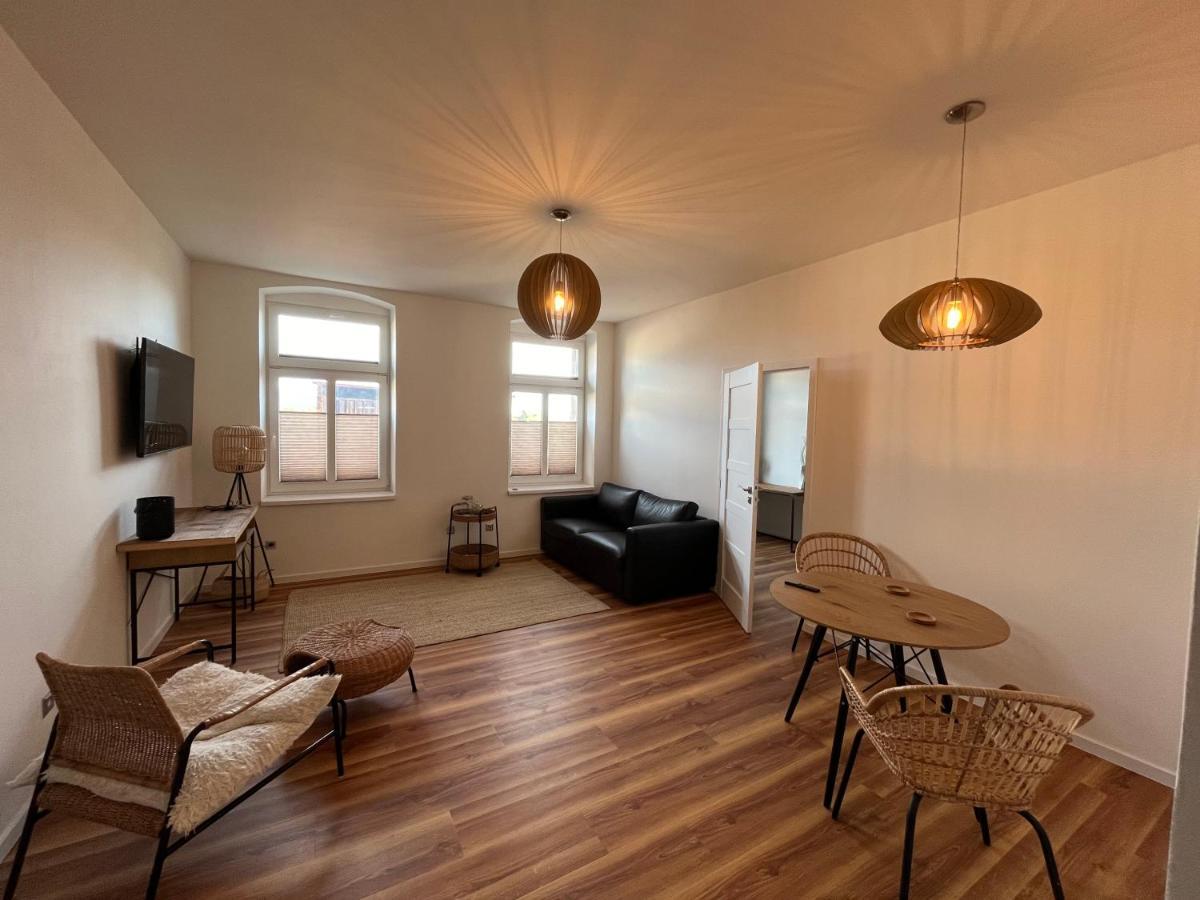Apartmany Male Namesti, Броумов Екстериор снимка