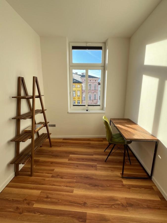 Apartmany Male Namesti, Броумов Екстериор снимка