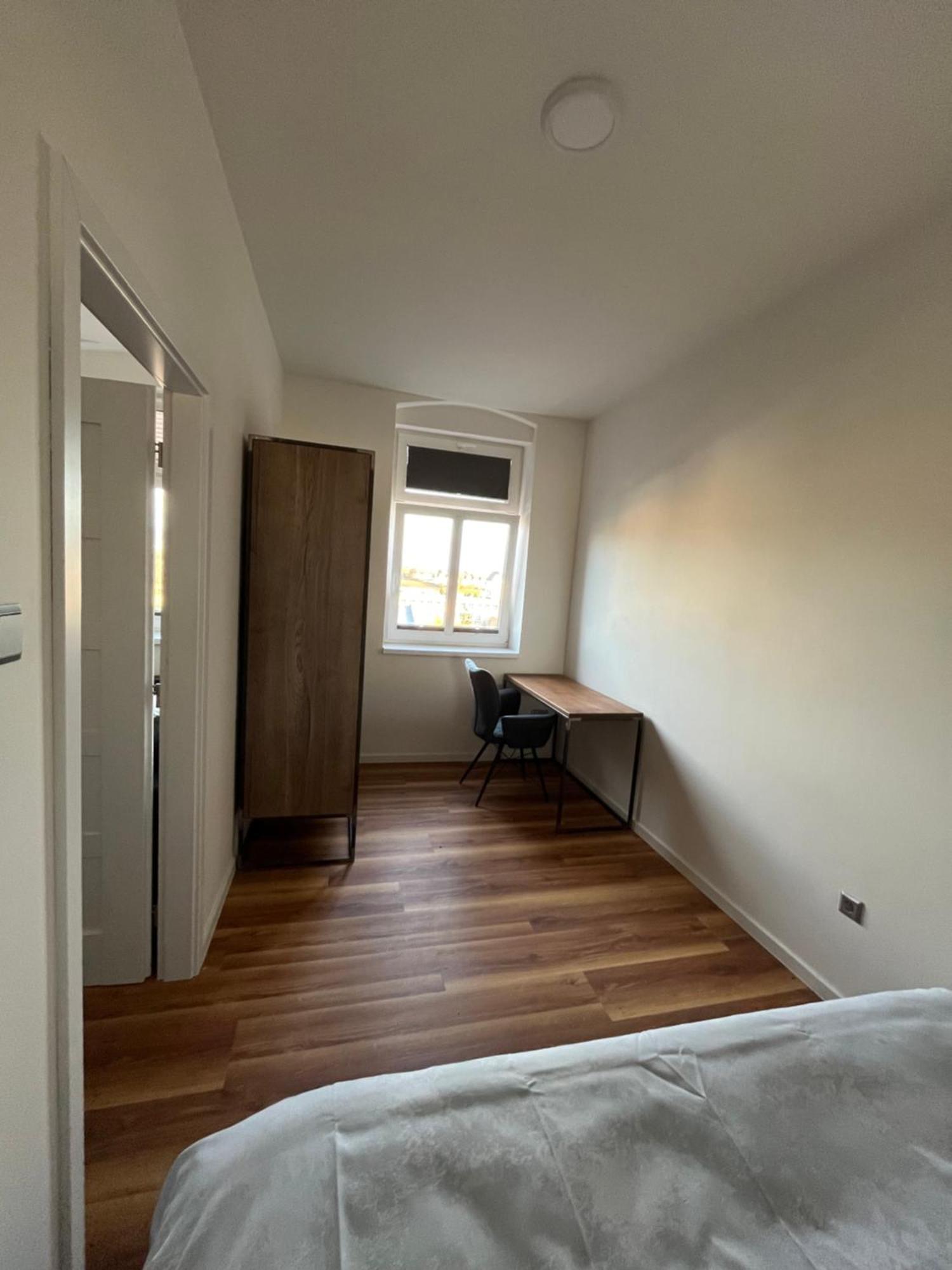 Apartmany Male Namesti, Броумов Екстериор снимка